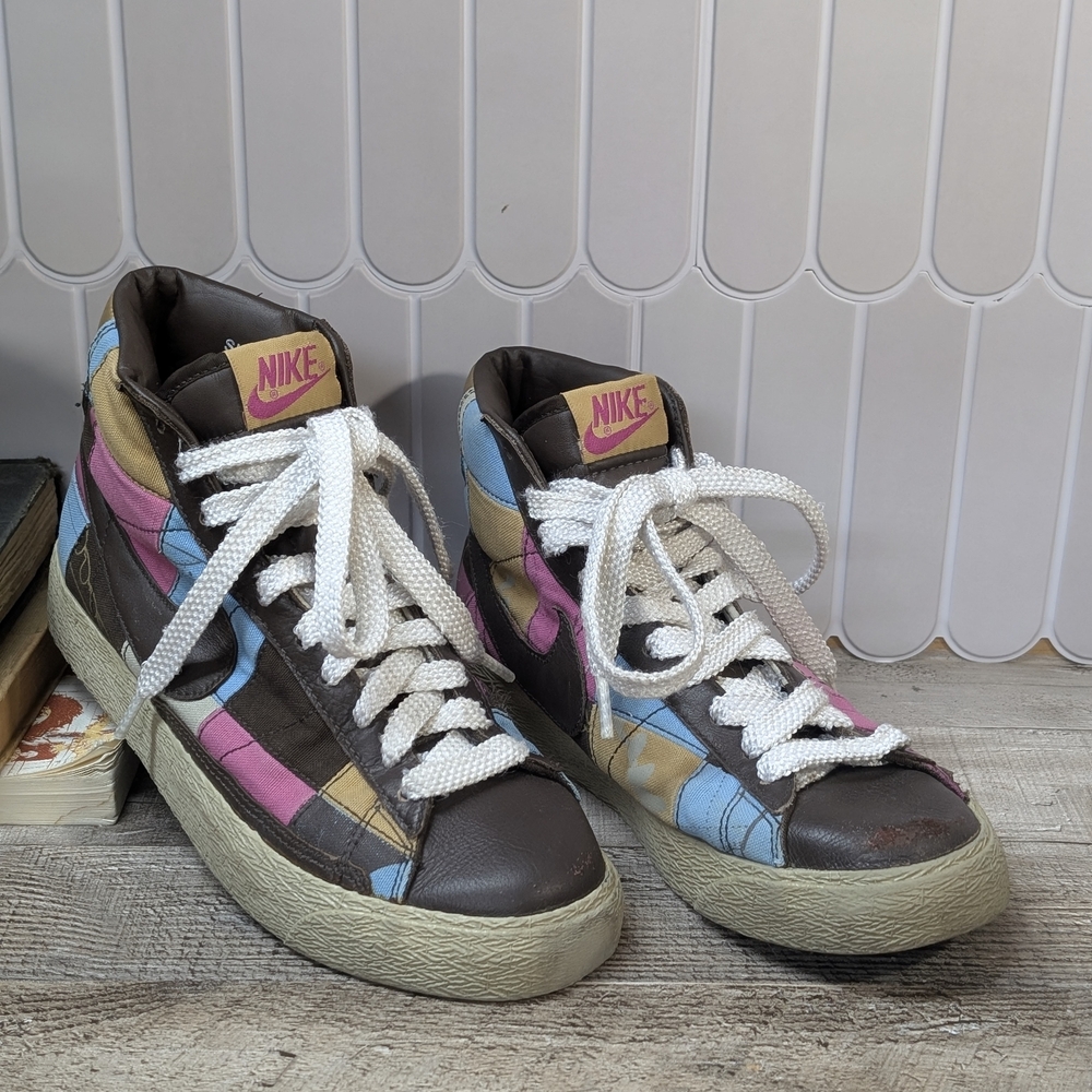 Nike Multicolor High-Top Sneakers
